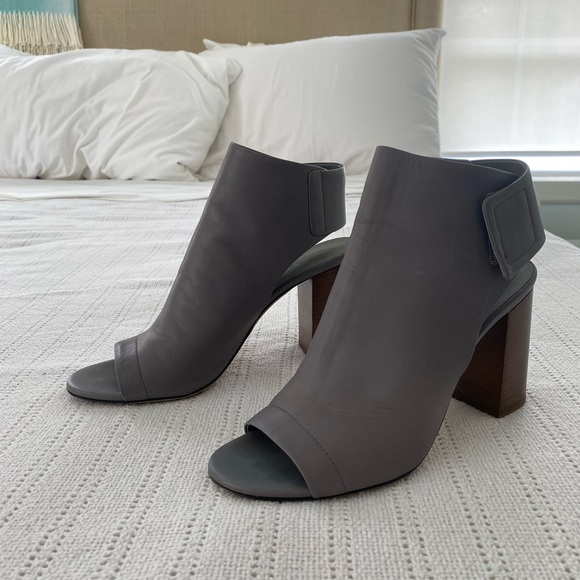 Vince Faye Truffle Heeled Booties - size 7.5 - Picture 7 of 11